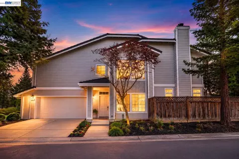 55 Heather Garden Ln, Danville, CA 94506