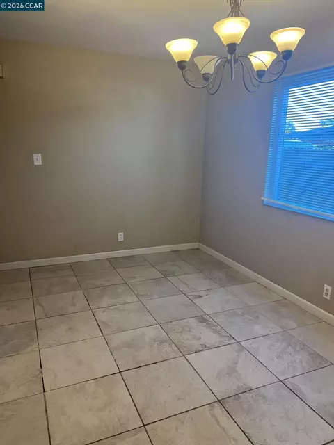 827 Falcon Dr, Vallejo, CA 94589 photo 5