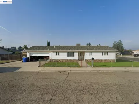 1351 S Orange St, Turlock, CA 95380
