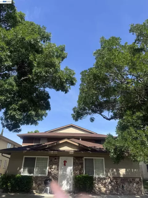 2300 E Peppertree Way #4, Antioch, CA 94509