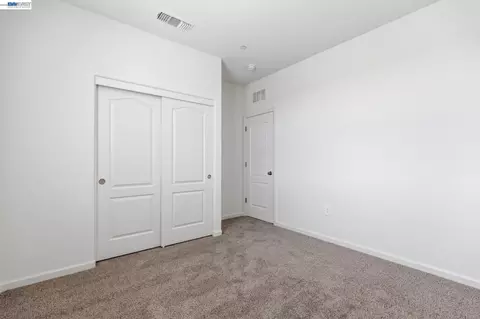 Bedroom - 2261 Hewins St, Manteca, CA 95337 photo 9 of 10