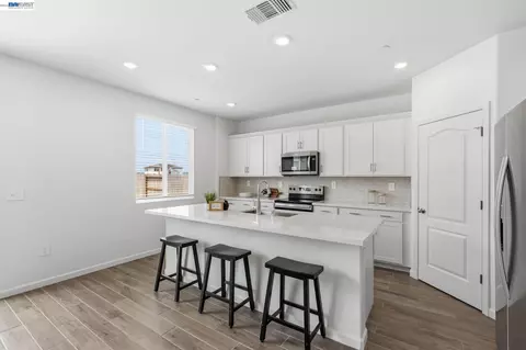 Other - 2261 Hewins St, Manteca, CA 95337 photo 1 of 9
