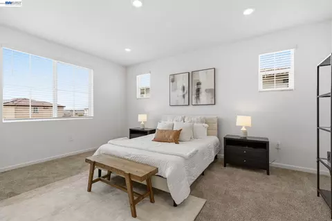 Bedroom - 2261 Hewins St, Manteca, CA 95337 photo 3 of 10