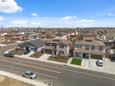 View/Area - 2261 Hewins St, Manteca, CA 95337 photo 4 of 12