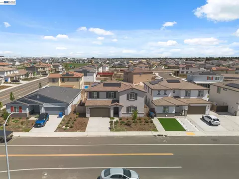 View/Area - 2261 Hewins St, Manteca, CA 95337 photo 6 of 12