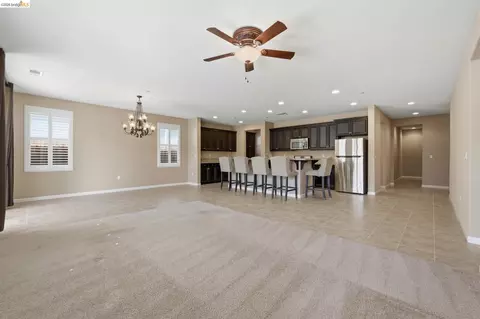 Living - 705 Pardee Ct, Discovery Bay, CA 94505 photo 1 of 4