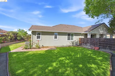 Exterior - 705 Pardee Ct, Discovery Bay, CA 94505 photo 9 of 9