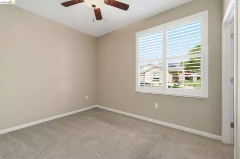 Bedroom - 705 Pardee Ct, Discovery Bay, CA 94505 photo 5 of 10