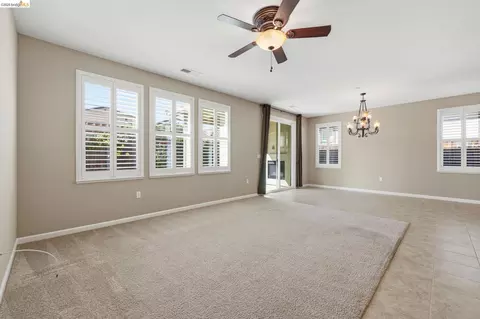 Living - 705 Pardee Ct, Discovery Bay, CA 94505 photo 4 of 4