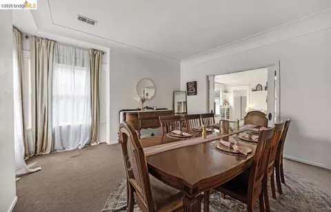 Dining - 220 Perkins Ave, Vallejo, CA 94590 photo 1 of 3