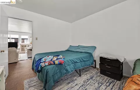 Bedroom - 220 Perkins Ave, Vallejo, CA 94590 photo 5 of 6