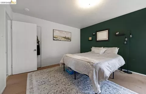 Bedroom - 220 Perkins Ave, Vallejo, CA 94590 photo 2 of 6