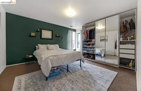 Bedroom - 220 Perkins Ave, Vallejo, CA 94590 photo 1 of 6