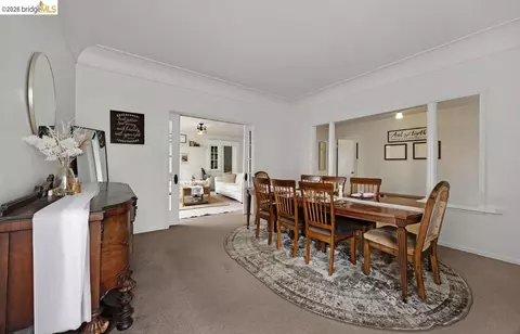 Dining - 220 Perkins Ave, Vallejo, CA 94590 photo 3 of 3
