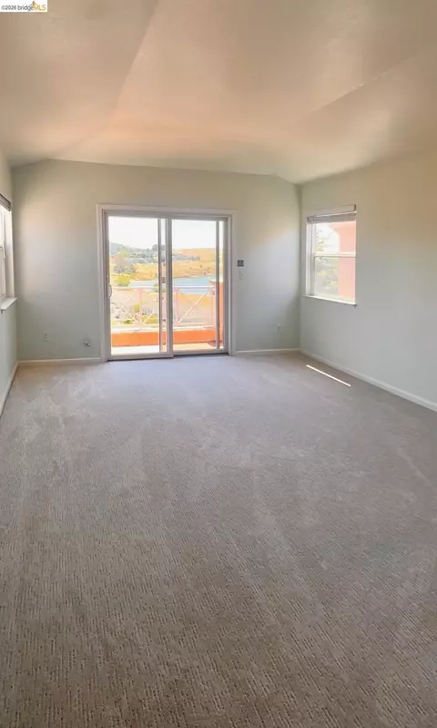 Bedroom - 154 Camino Del Sol, Vallejo, CA 94591 photo 1 of 5