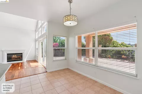 Living - 154 Camino Del Sol, Vallejo, CA 94591 photo 7 of 17