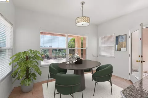 Dining - 154 Camino Del Sol, Vallejo, CA 94591 photo 2 of 2