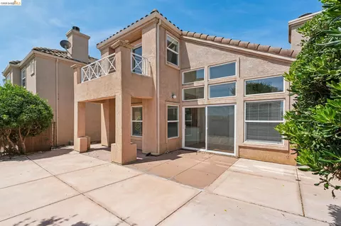 Exterior - 154 Camino Del Sol, Vallejo, CA 94591 photo 3 of 8