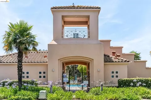 Exterior - 154 Camino Del Sol, Vallejo, CA 94591 photo 6 of 8