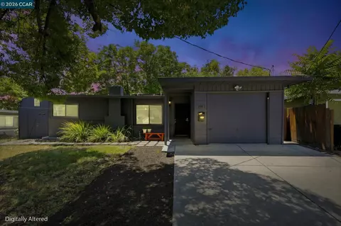 Exterior - 2082 Overhill Rd, Concord, CA 94520 photo 3 of 3