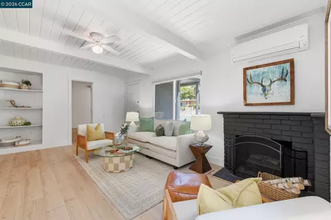 Living - 2082 Overhill Rd, Concord, CA 94520 photo 3 of 3