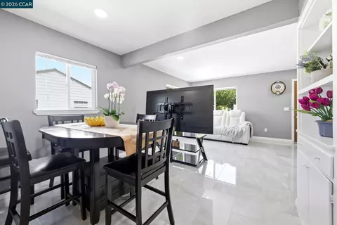 Dining - 3021 Georgia St, Vallejo, CA 94591 photo 2 of 2