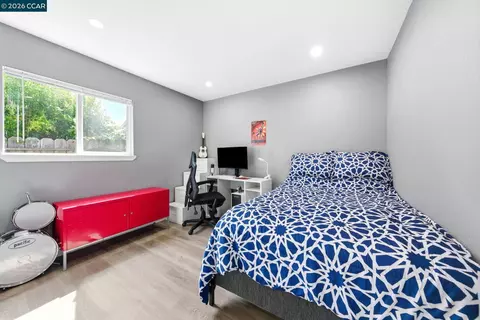 Bedroom - 3021 Georgia St, Vallejo, CA 94591 photo 3 of 11