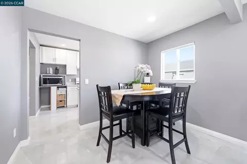 Dining - 3021 Georgia St, Vallejo, CA 94591 photo 1 of 2
