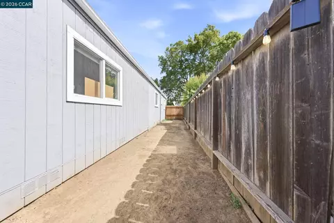 Exterior - 3021 Georgia St, Vallejo, CA 94591 photo 12 of 12