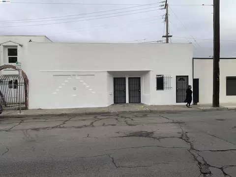 11070 San Leandro St, Oakland, CA 94603