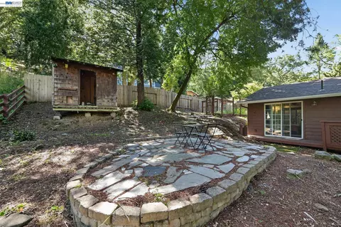 Exterior - 2989 Singalong Way, Sunol, CA 94586 photo 8 of 11