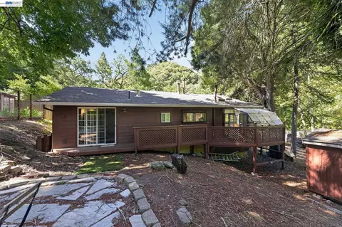 Exterior - 2989 Singalong Way, Sunol, CA 94586 photo 6 of 11