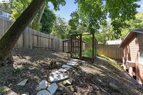 Exterior - 2989 Singalong Way, Sunol, CA 94586 photo 7 of 11