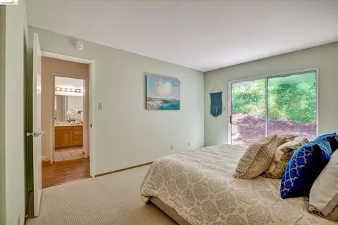 Bedroom - 2826 Wright Ave, Pinole, CA 94564 photo 4 of 9