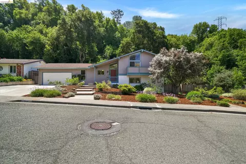 Exterior - 2826 Wright Ave, Pinole, CA 94564 photo 3 of 14