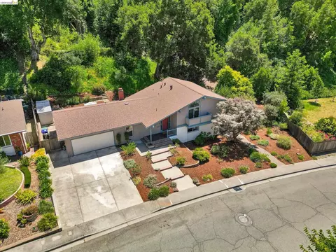 View/Area - 2826 Wright Ave, Pinole, CA 94564 photo 3 of 11