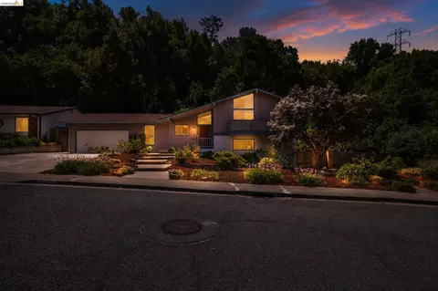 Exterior - 2826 Wright Ave, Pinole, CA 94564 photo 2 of 14