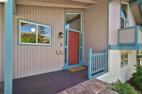 Exterior - 2826 Wright Ave, Pinole, CA 94564 photo 8 of 14