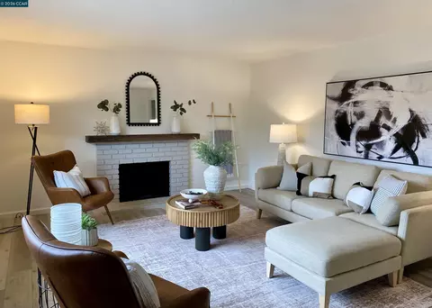 3573 Falcon Dr, Concord, CA 94520