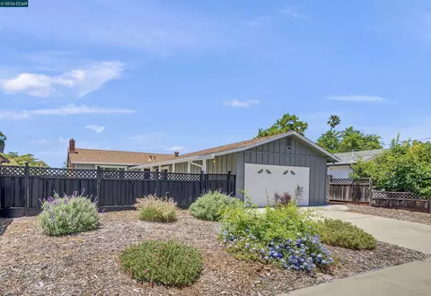 3573 Falcon Dr, Concord, CA 94520