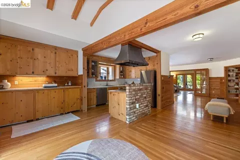 Kitchen - 287 Purdue Ave, Kensington, CA 94708 photo 6 of 7