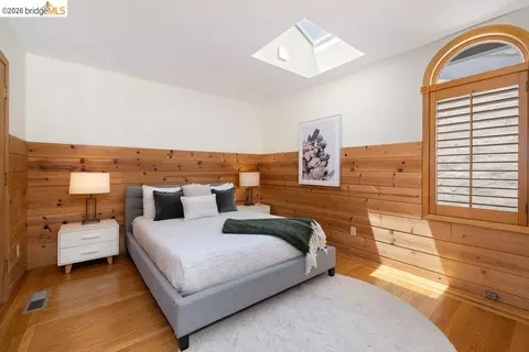 Bedroom - 287 Purdue Ave, Kensington, CA 94708 photo 1 of 5