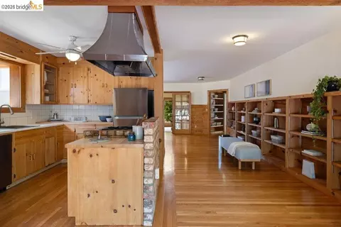 Kitchen - 287 Purdue Ave, Kensington, CA 94708 photo 7 of 7