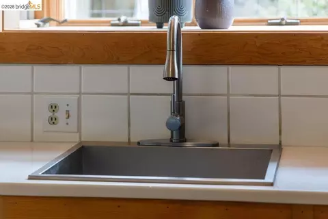 Kitchen - 287 Purdue Ave, Kensington, CA 94708 photo 3 of 7