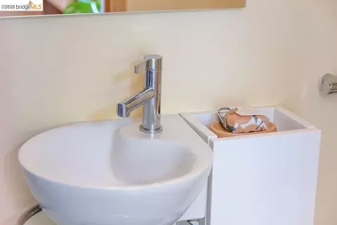 Bath - 287 Purdue Ave, Kensington, CA 94708 photo 5 of 5