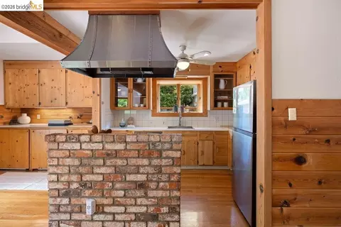 Kitchen - 287 Purdue Ave, Kensington, CA 94708 photo 1 of 7