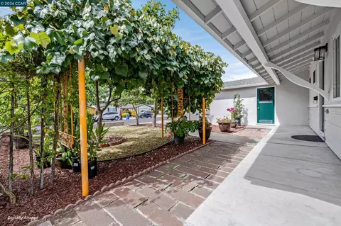 Exterior - 1446 Sunshine Dr, Concord, CA 94520 photo 4 of 10