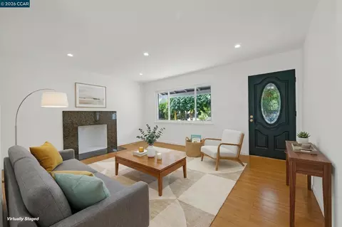 Living - 1446 Sunshine Dr, Concord, CA 94520 photo 5 of 8