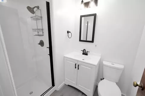 Bath - 5246 Abbey Ct, Newark, CA 94560 photo 3 of 3
