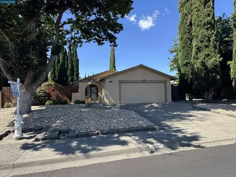 1827 Alamo Dr, Vacaville, CA 95687